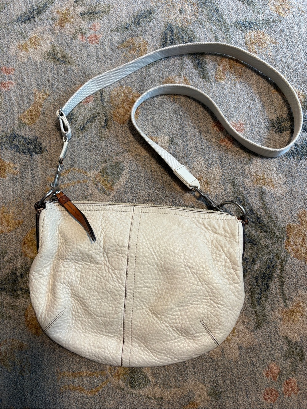 COACH Soho Leather Hobo Saddle Handbag Crossbody 2008